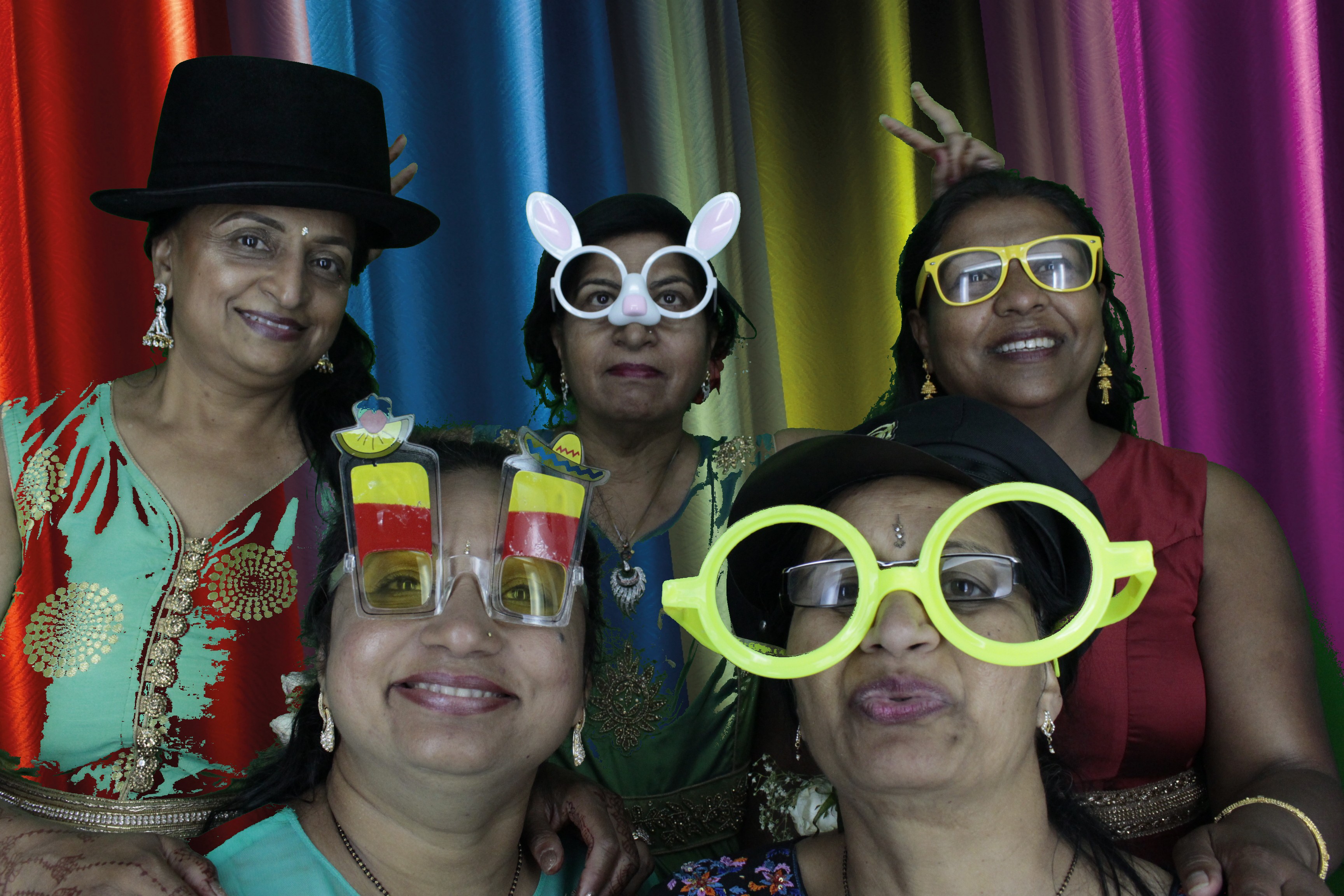 Bhavin & Yasmin’s Wedding | View more photos from the event at gallery.myphotoboothexperience.co.uk/u/MyPhotoBoothExperienceLtd/Bhavin-Yasmin’s-Wedding